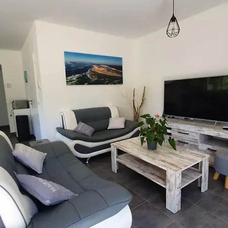 Jolie Récente, Au Calme, Proche Forêt Biscarrosse, Réservation Du Samedi Au Samedi Casa de Férias